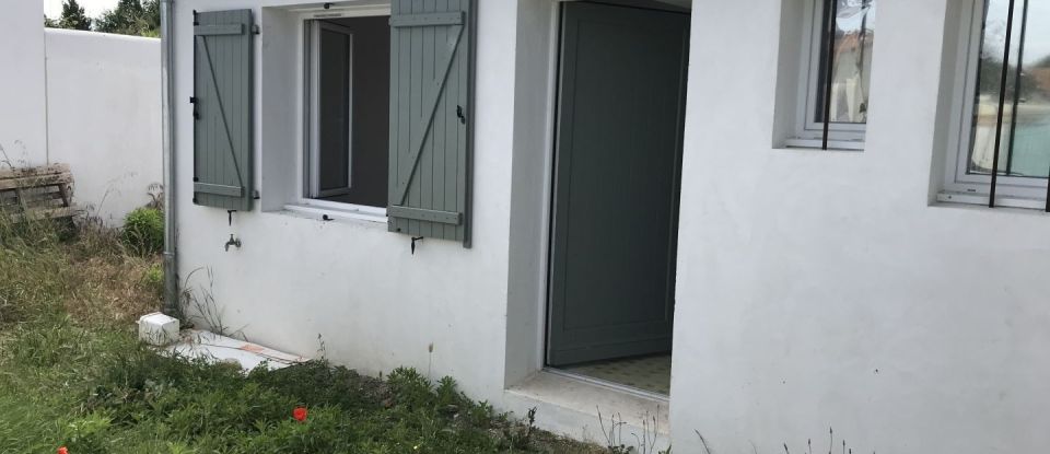 House 3 rooms of 56 m² in Le Bois-Plage-en-Ré (17580)