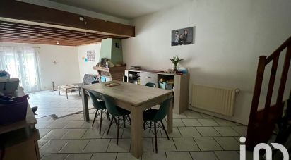 Town house 5 rooms of 79 m² in Nesle (80190)