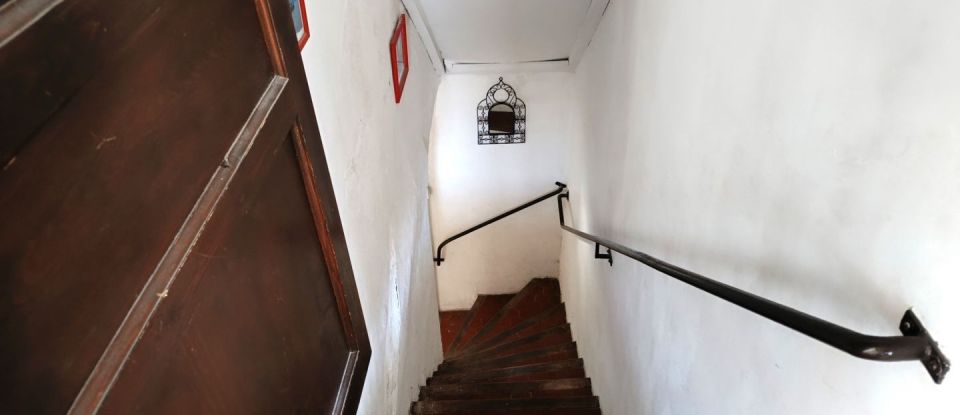 Maison 6 pièces de 149 m² à Arles (13200)