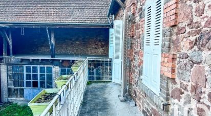 Maison de village 7 pièces de 187 m² à Saint-Christophe-Vallon (12330)