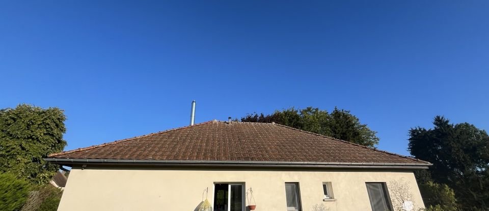 Traditional house 4 rooms of 82 m² in Semoine (10700)