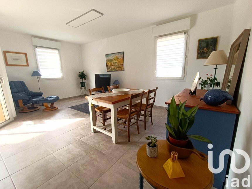 Apartment 3 rooms of 64 m² in Carpentras (84200)