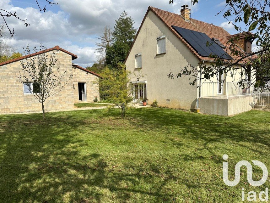 Maison 5 pièces de 137 m² à Maraye-en-Othe (10160)