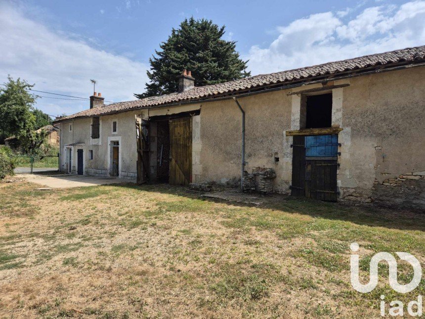 Maison de campagne 3 pièces de 110 m² à - (86700)