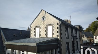 Maison 8 pièces de 176 m² à Murat-le-Quaire (63150)