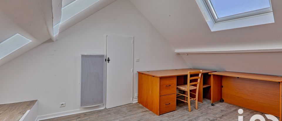 Maison 6 pièces de 165 m² à Orgeval (78630)