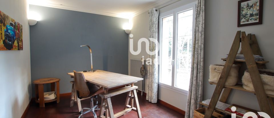 Architect house 5 rooms of 170 m² in Nîmes (30900)