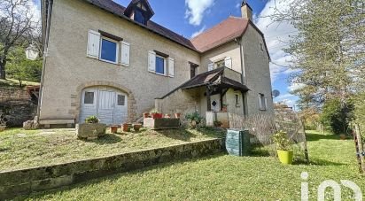 Maison 10 pièces de 238 m² à Cahors (46000)