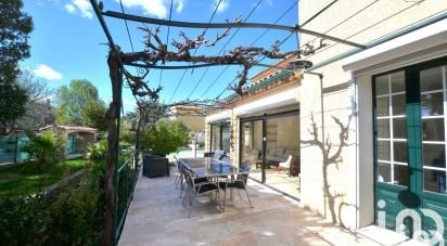 House 8 rooms of 230 m² in Nîmes (30000)