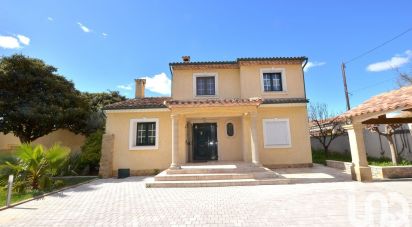 Maison 8 pièces de 230 m² à Nîmes (30000)