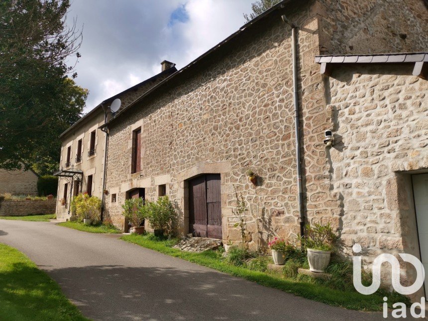 House 6 rooms of 103 m² in Saint-Setiers (19290)