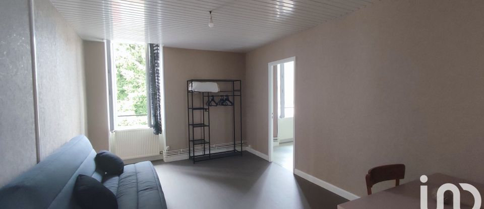 Immeuble de 139 m² à Villeneuve-sur-Allier (03460)