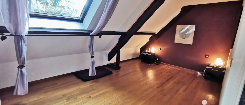 Maison 6 pièces de 121 m² à Chilly-Mazarin (91380)