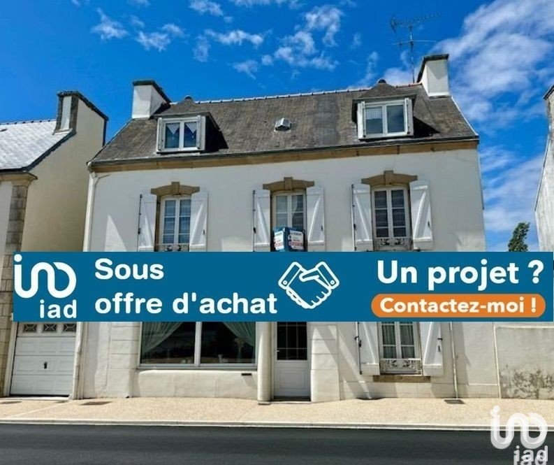 House 8 rooms of 139 m² in Plozévet (29710)