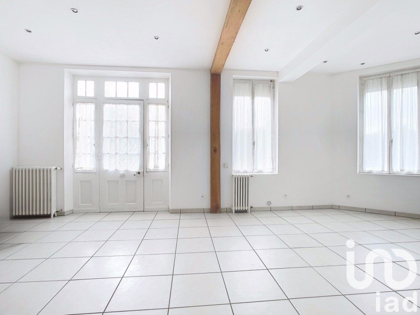 Town house 6 rooms of 125 m² in Villers-Cotterêts (02600)