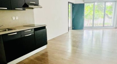 Appartement 2 pièces de 41 m² à Romainville (93230)