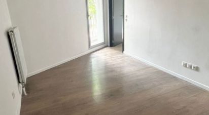 Apartment 2 rooms of 41 m² in Romainville (93230)