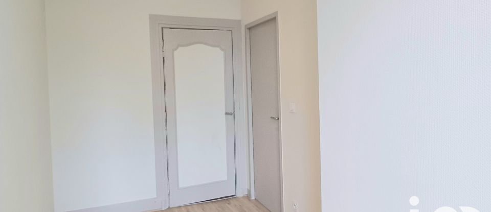 Apartment 3 rooms of 73 m² in Angers (49100)