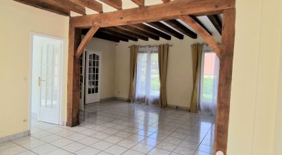 Maison traditionnelle 7 pièces de 148 m² à Viarmes (95270)