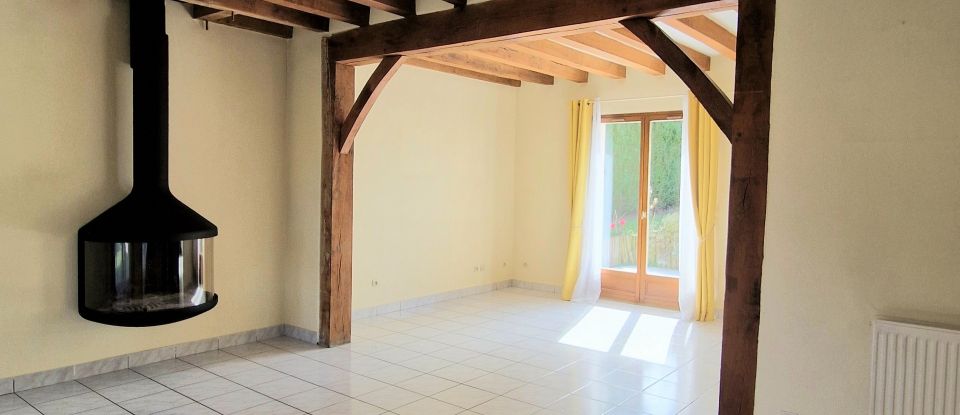 Traditional house 7 rooms of 148 m² in Viarmes (95270)