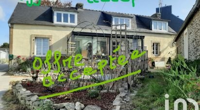 House 4 rooms of 114 m² in Carhaix-Plouguer (29270)