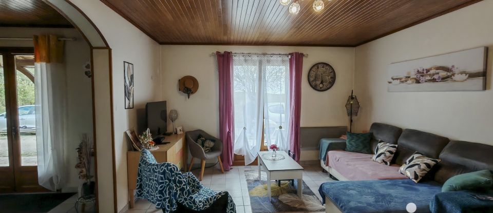 Maison 4 pièces de 95 m² à Sarlat-la-Canéda (24200)