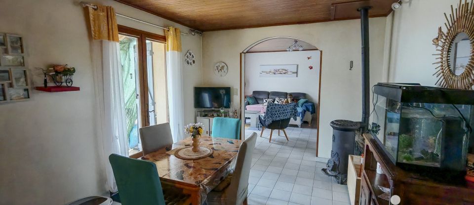 Maison 4 pièces de 95 m² à Sarlat-la-Canéda (24200)