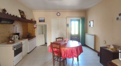 Village house 8 rooms of 170 m² in Saint-Hilaire (03440)