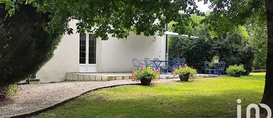 Maison 4 pièces de 152 m² à Saint-Vincent-Bragny (71430)