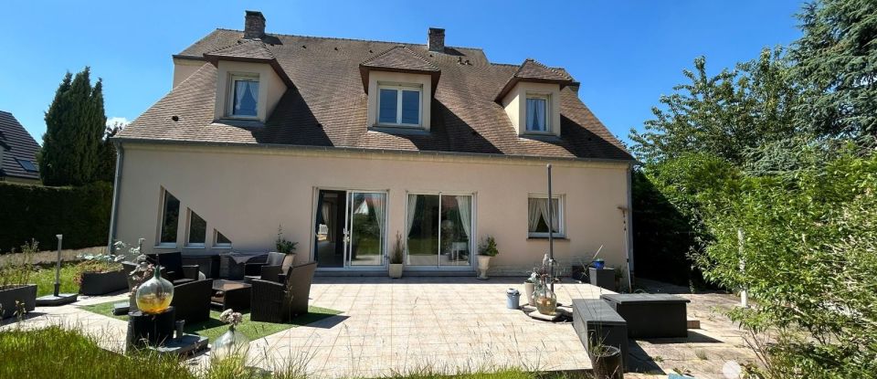 Maison traditionnelle 7 pièces de 280 m² à Saint-Rémy-lès-Chevreuse (78470)