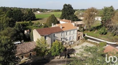 Maison 14 pièces de 270 m² à Marcillac (33860)