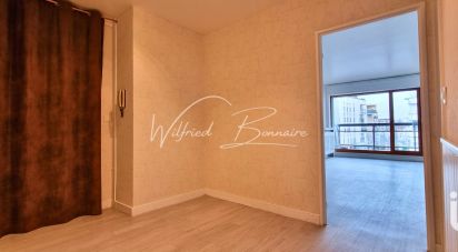 Apartment 4 rooms of 83 m² in Nanterre (92000)