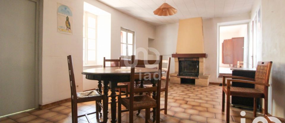 Maison de village 7 pièces de 140 m² à Montlaur (12400)