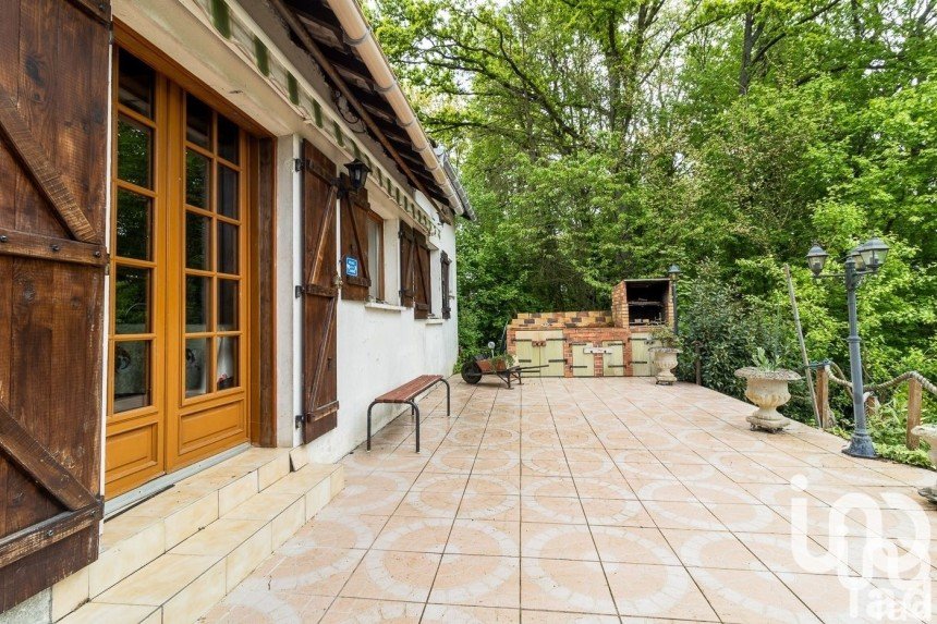 Maison 2 pièces de 39 m² à Ozouer-le-Voulgis (77390)