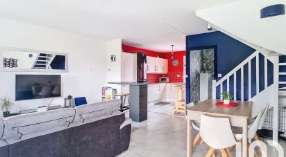 Maison 4 pièces de 76 m² à Douvrin (62138)