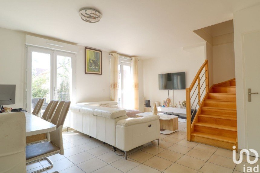 House 4 rooms of 86 m² in Pierrelaye (95480)