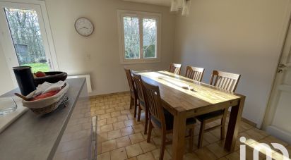 Traditional house 6 rooms of 100 m² in Le Boullay-Thierry (28210)