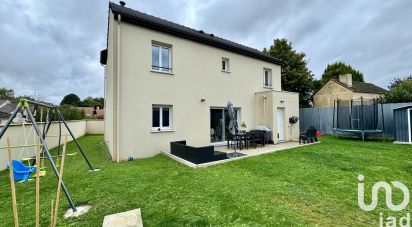 Maison traditionnelle 5 pièces de 88 m² à Chevry-Cossigny (77173)