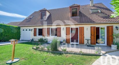 Maison 7 pièces de 160 m² à Claye-Souilly (77410)