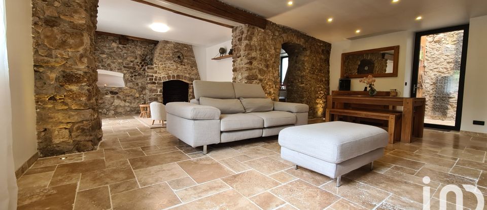 Village house 5 rooms of 127 m² in Saint-Yon (91650)