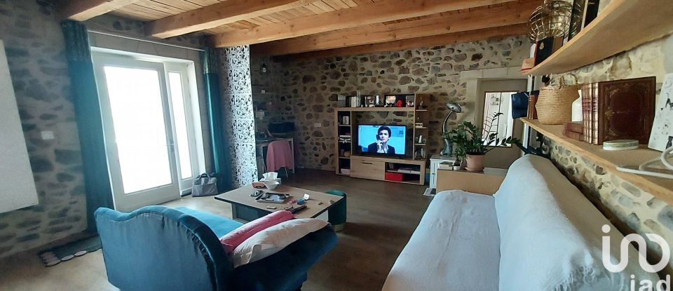 Traditional house 5 rooms of 172 m² in Meyrannes (30410)