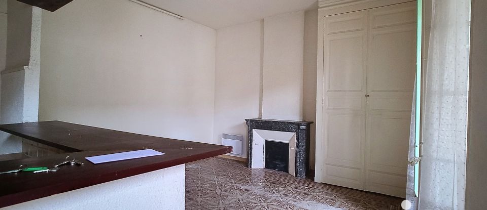 Maison 8 pièces de 175 m² à Volonne (04290)