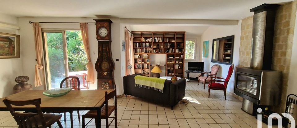 Maison 5 pièces de 93 m² à Nîmes (30000)