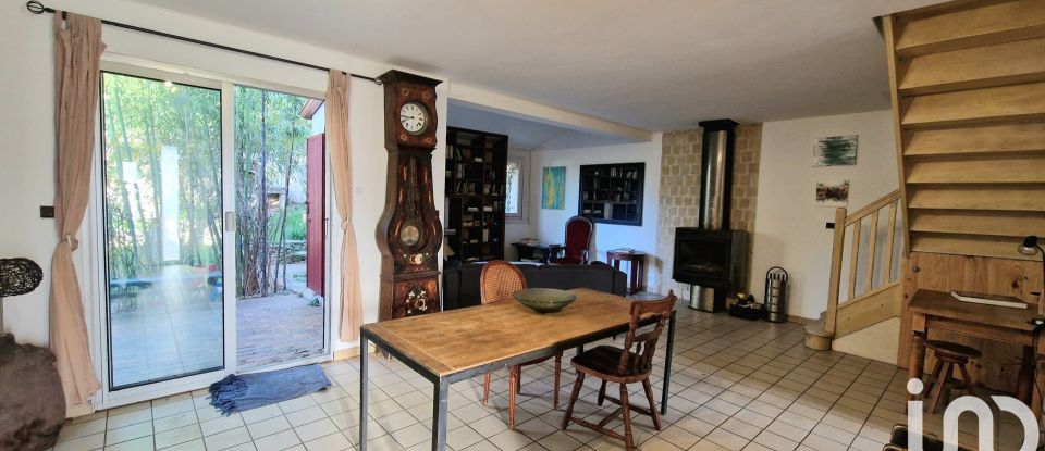 Maison 5 pièces de 93 m² à Nîmes (30000)