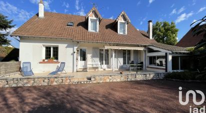 Traditional house 6 rooms of 159 m² in Mont-près-Chambord (41250)