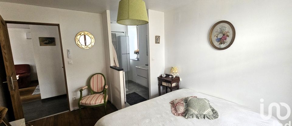 Maison 5 pièces de 82 m² à Saint-Gaultier (36800)