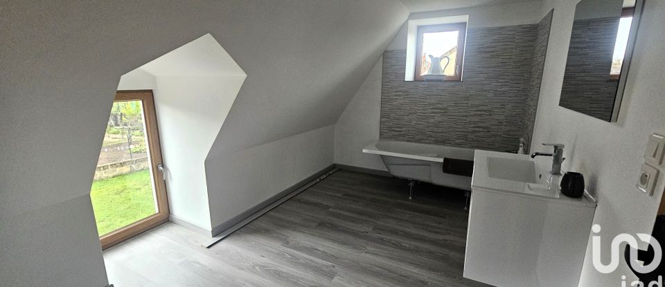 Maison 5 pièces de 82 m² à Saint-Gaultier (36800)