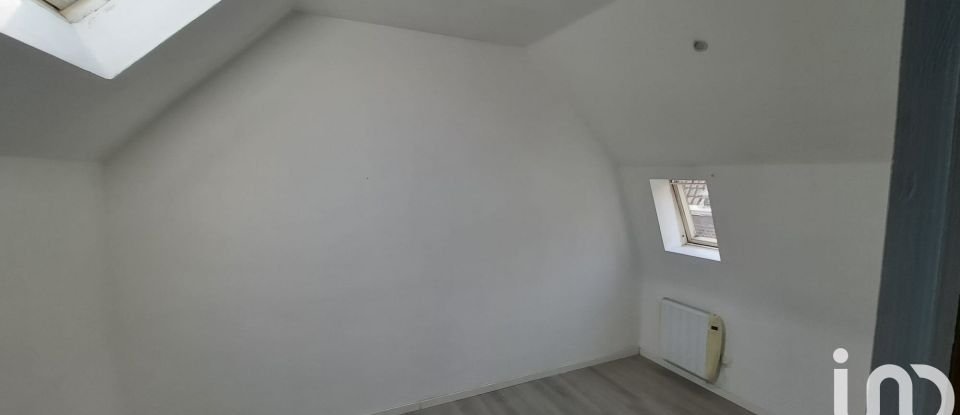 Town house 4 rooms of 60 m² in Roubaix (59100)