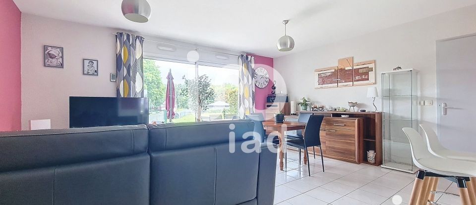 Apartment 3 rooms of 67 m² in Hennebont (56700)