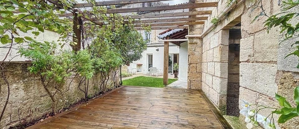 Maison 6 pièces de 175 m² à Saint-André-de-Cubzac (33240)